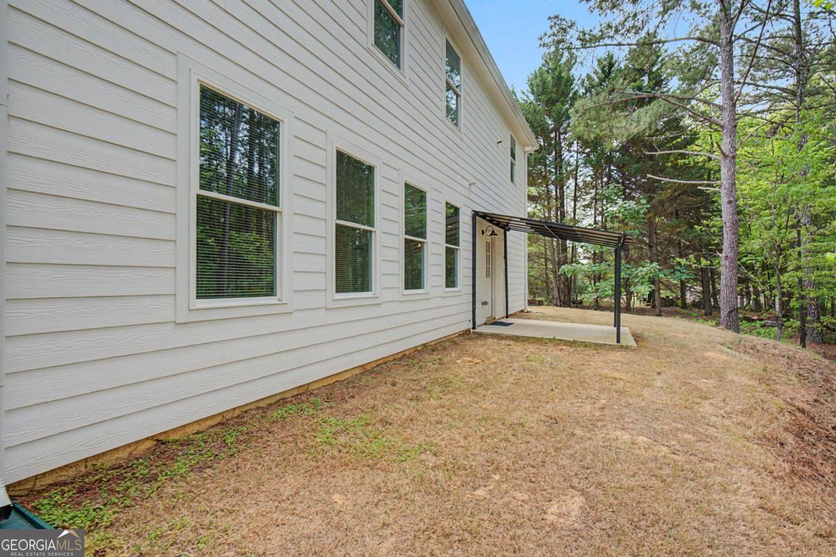 24 Rocky Circle NE White GA 30184