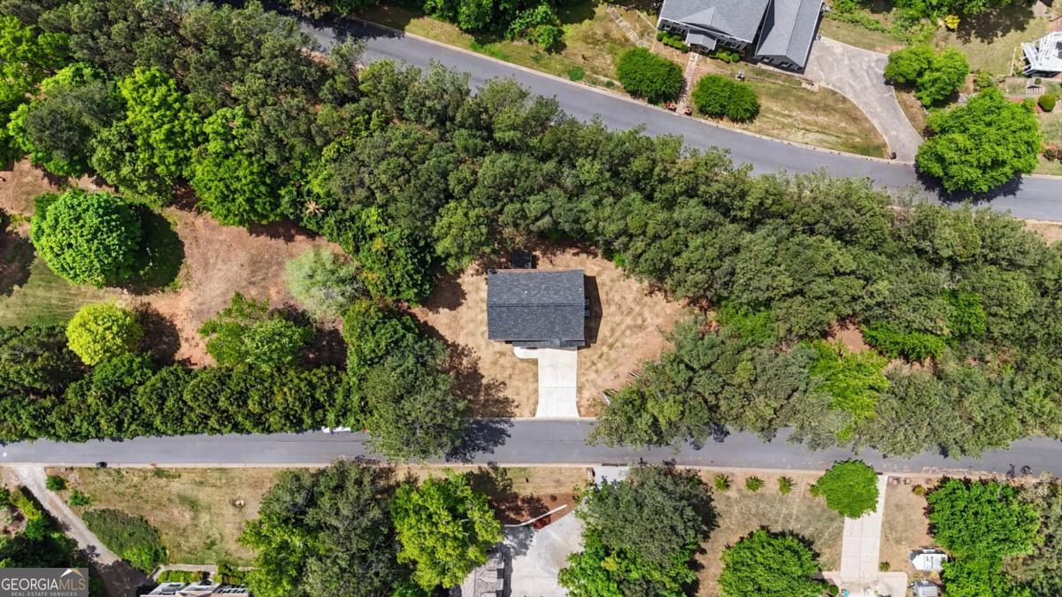 24 Rocky Circle NE White GA 30184