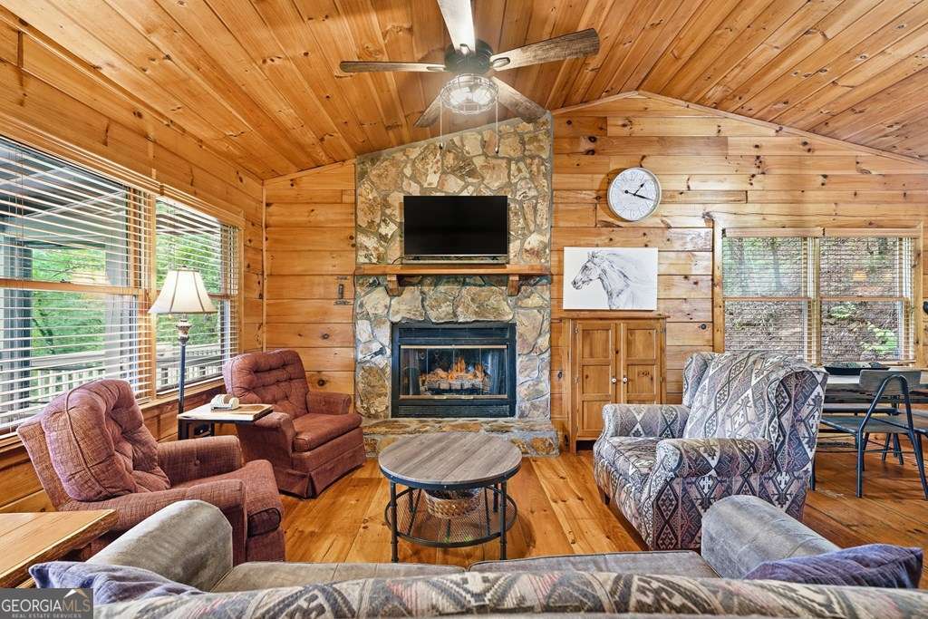 399 Laurel Mountain Road Blue Ridge GA 30513