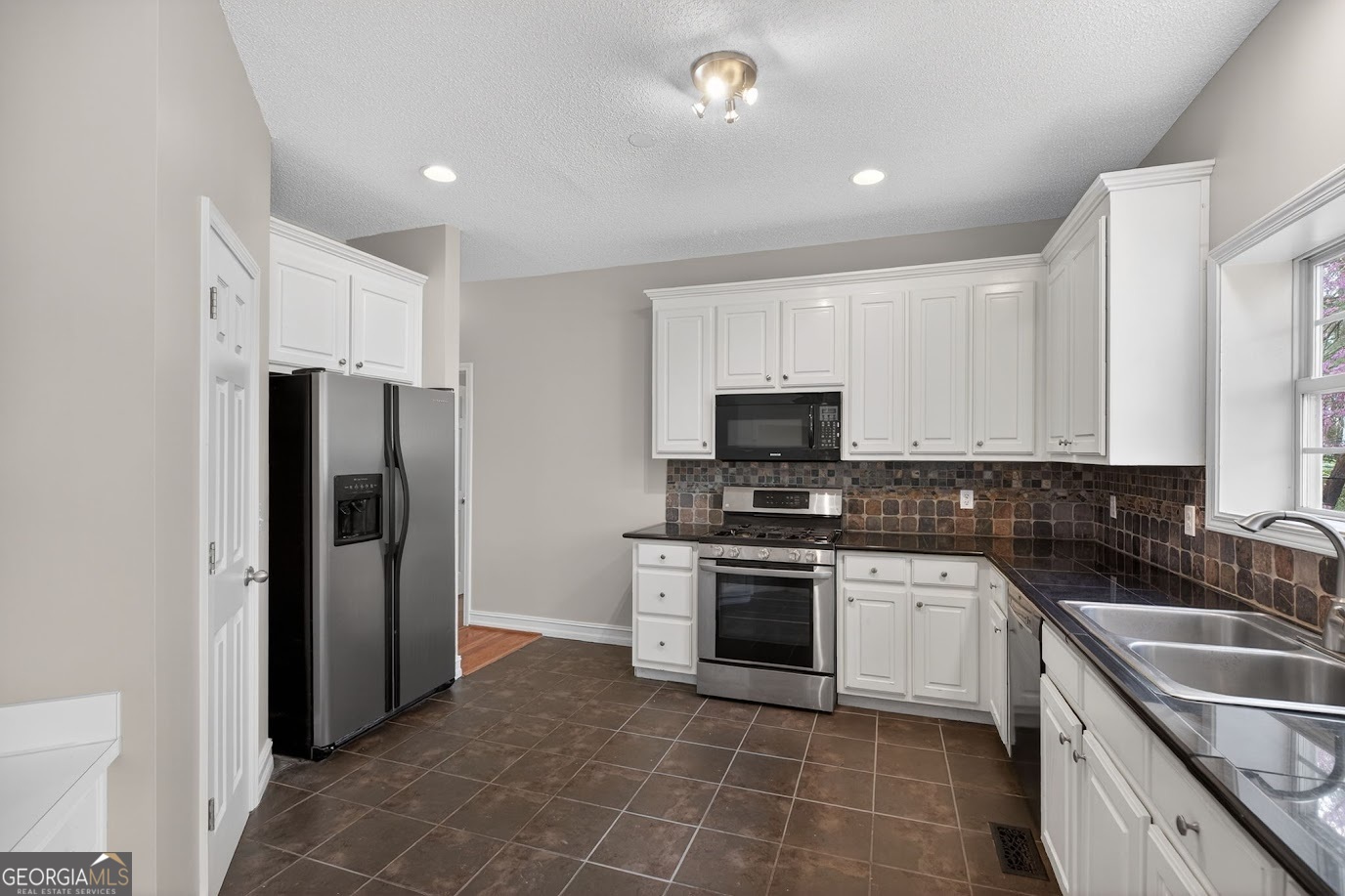 8993 Dornoch Circle Winston GA 30187