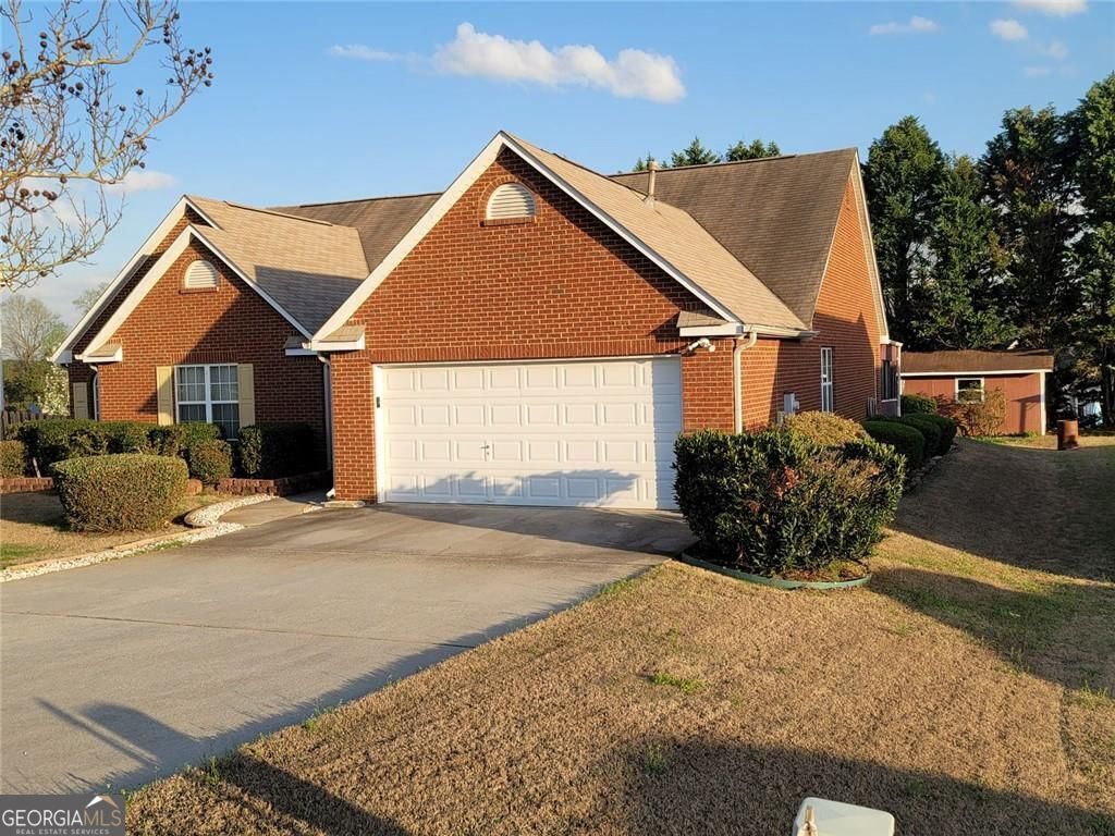 3520 Stagecoach Pass Ellenwood GA 30294