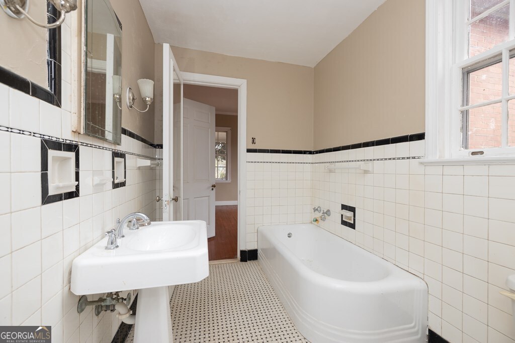 8 Old Chestnut Street Lumpkin GA 31815