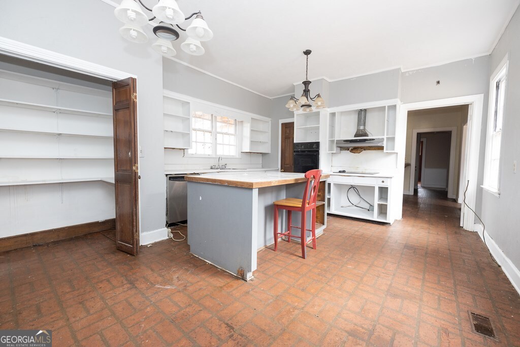 8 Old Chestnut Street Lumpkin GA 31815
