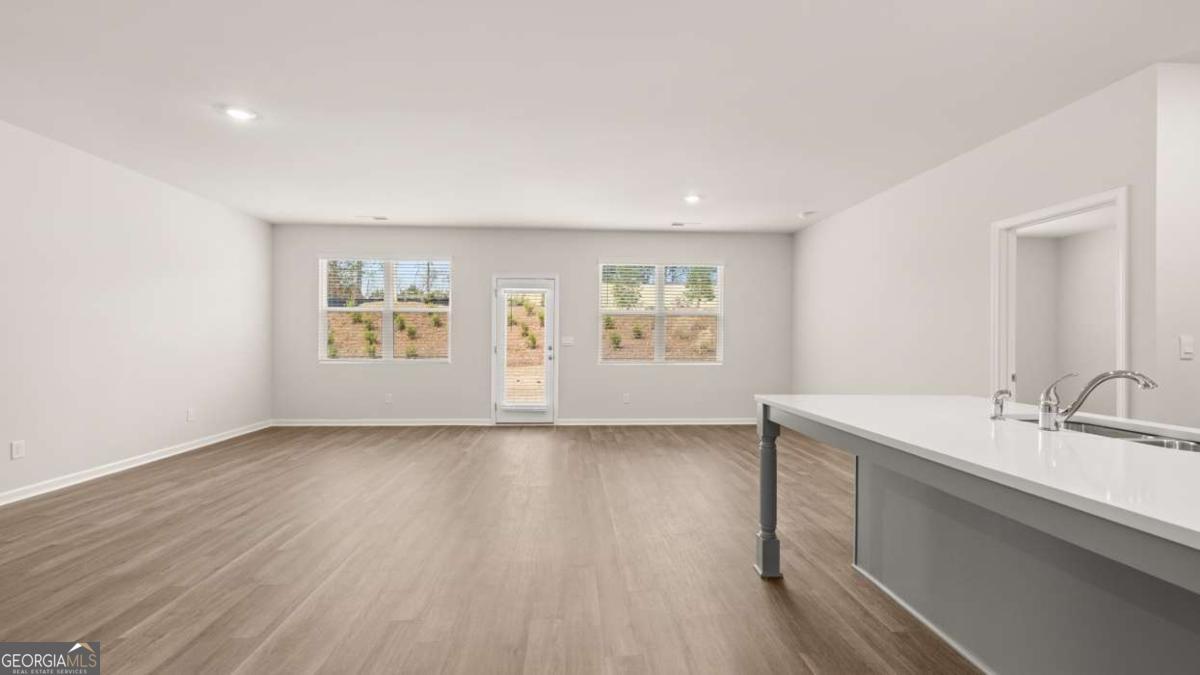 151 Holland Cove Winder GA 30680