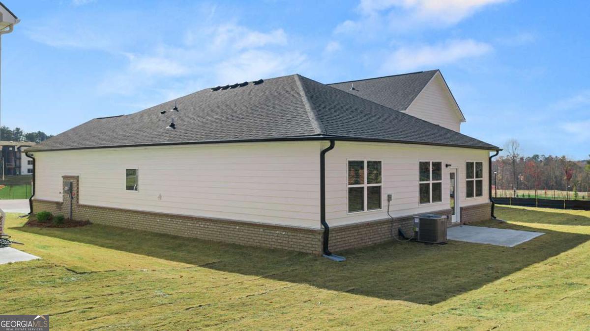 151 Holland Cove Winder GA 30680