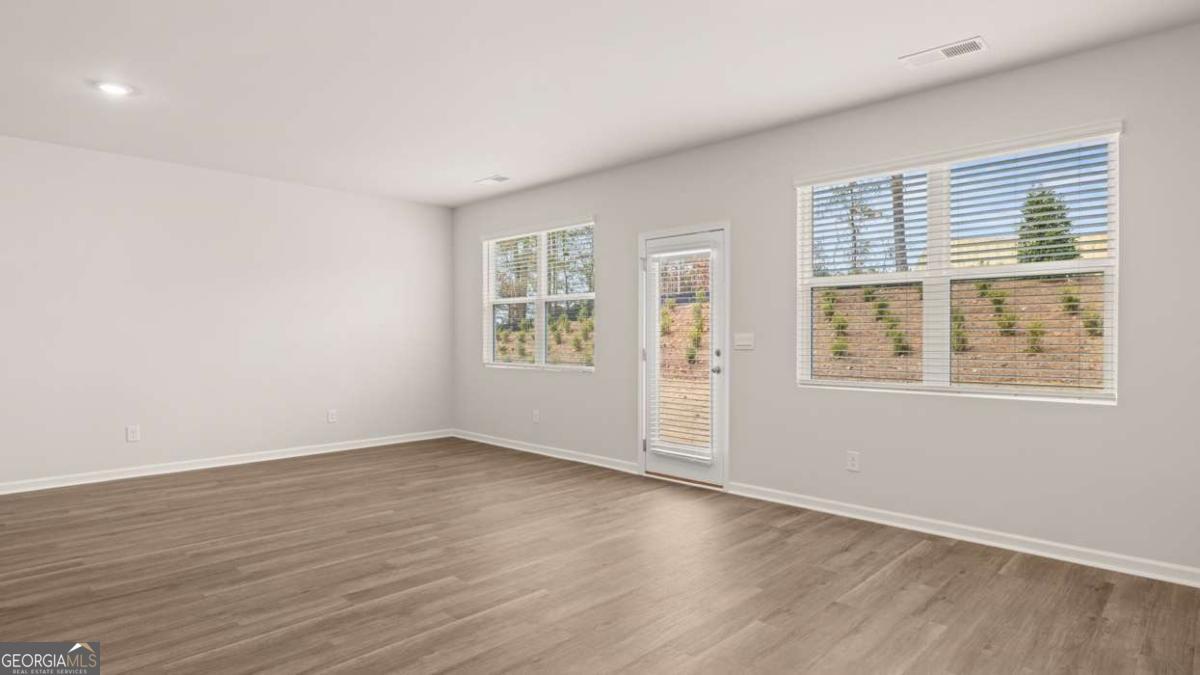 151 Holland Cove Winder GA 30680
