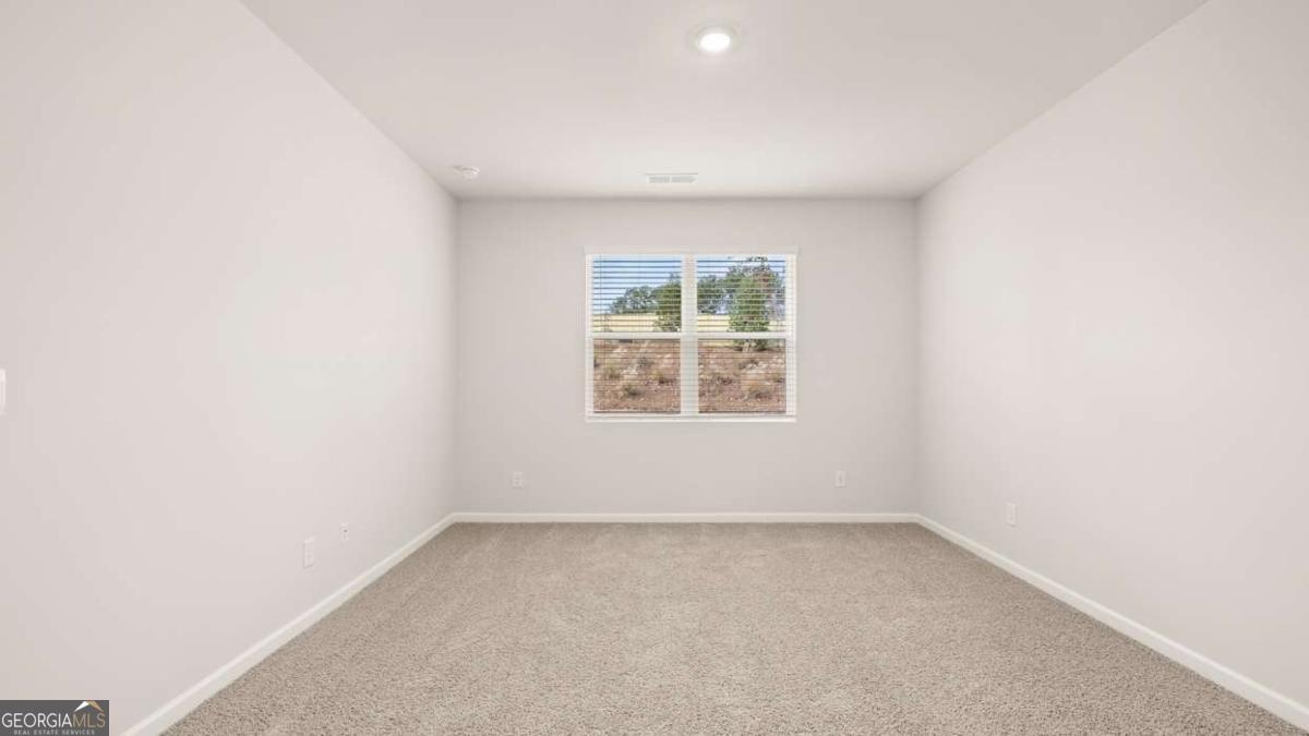151 Holland Cove Winder GA 30680