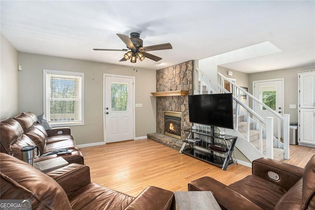 542 Sharp Top Circle Blairsville GA 30512