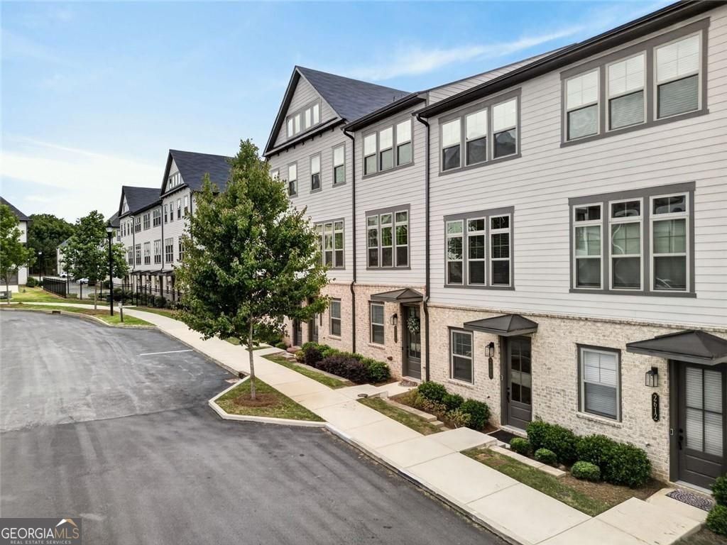 2616 Caruso Way Atlanta GA 30339