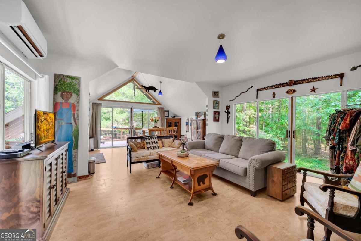 81 Paul Lane Crawford GA 30630