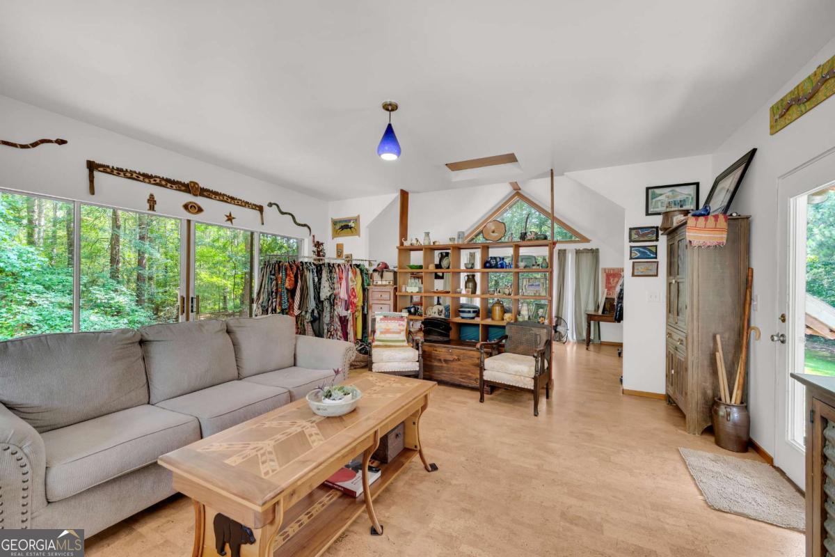 81 Paul Lane Crawford GA 30630