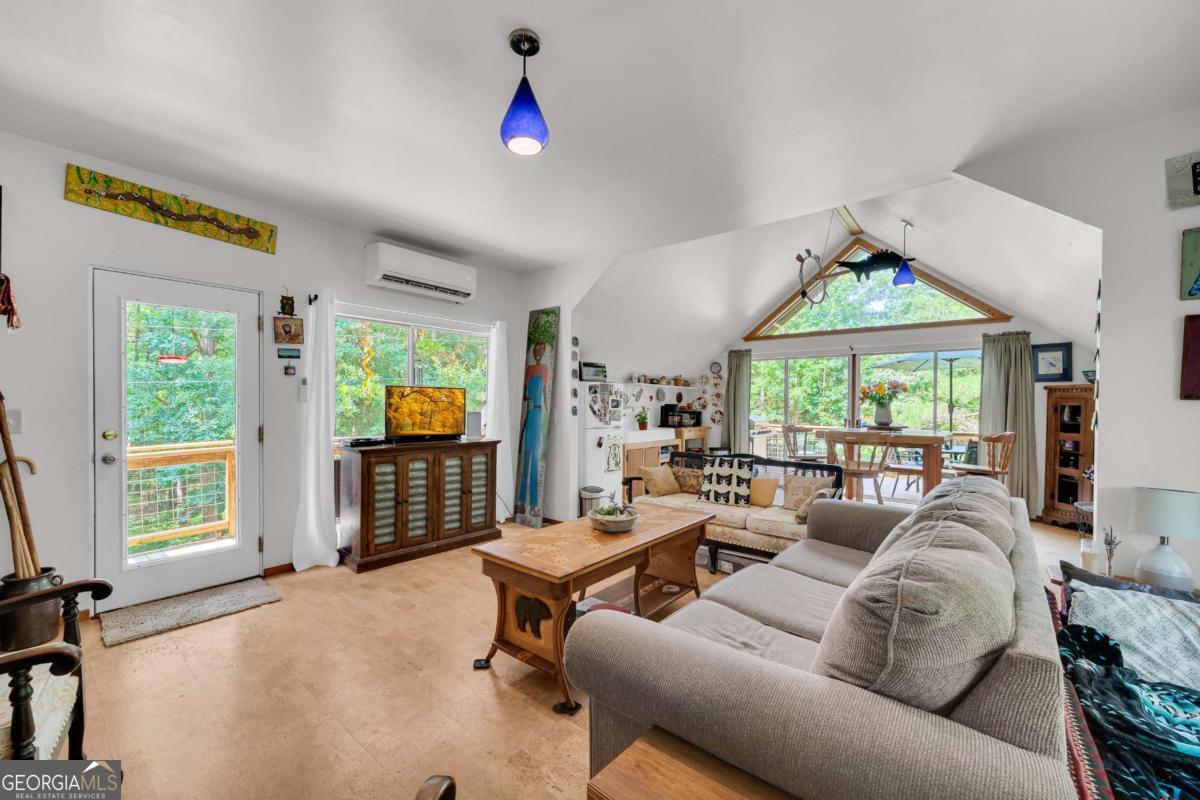 81 Paul Lane Crawford GA 30630