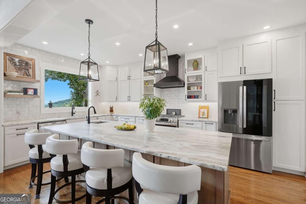 337 Disharoon Drive Big Canoe GA 30143