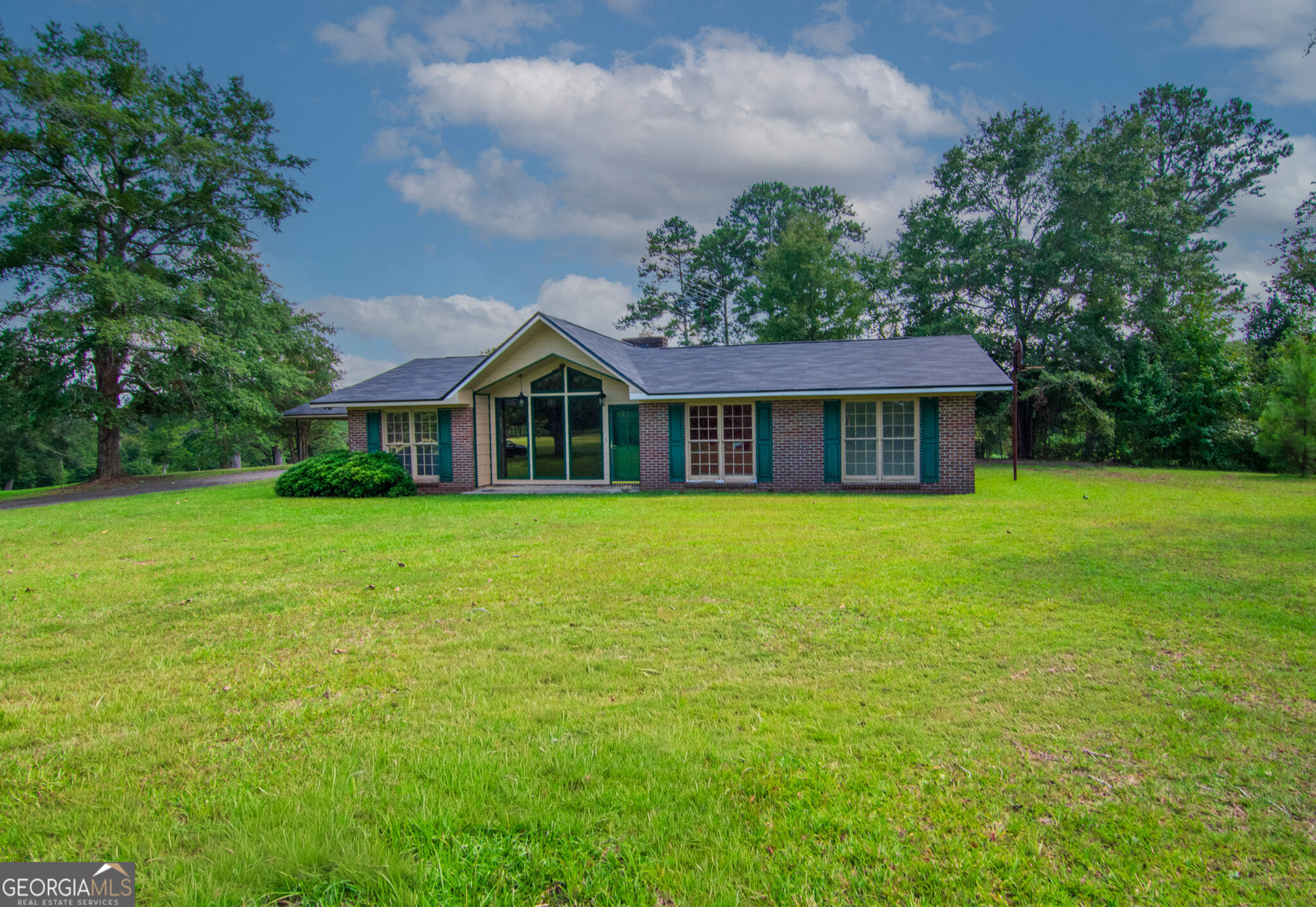 616 Twin Lakes Road Waverly Hall GA 31831