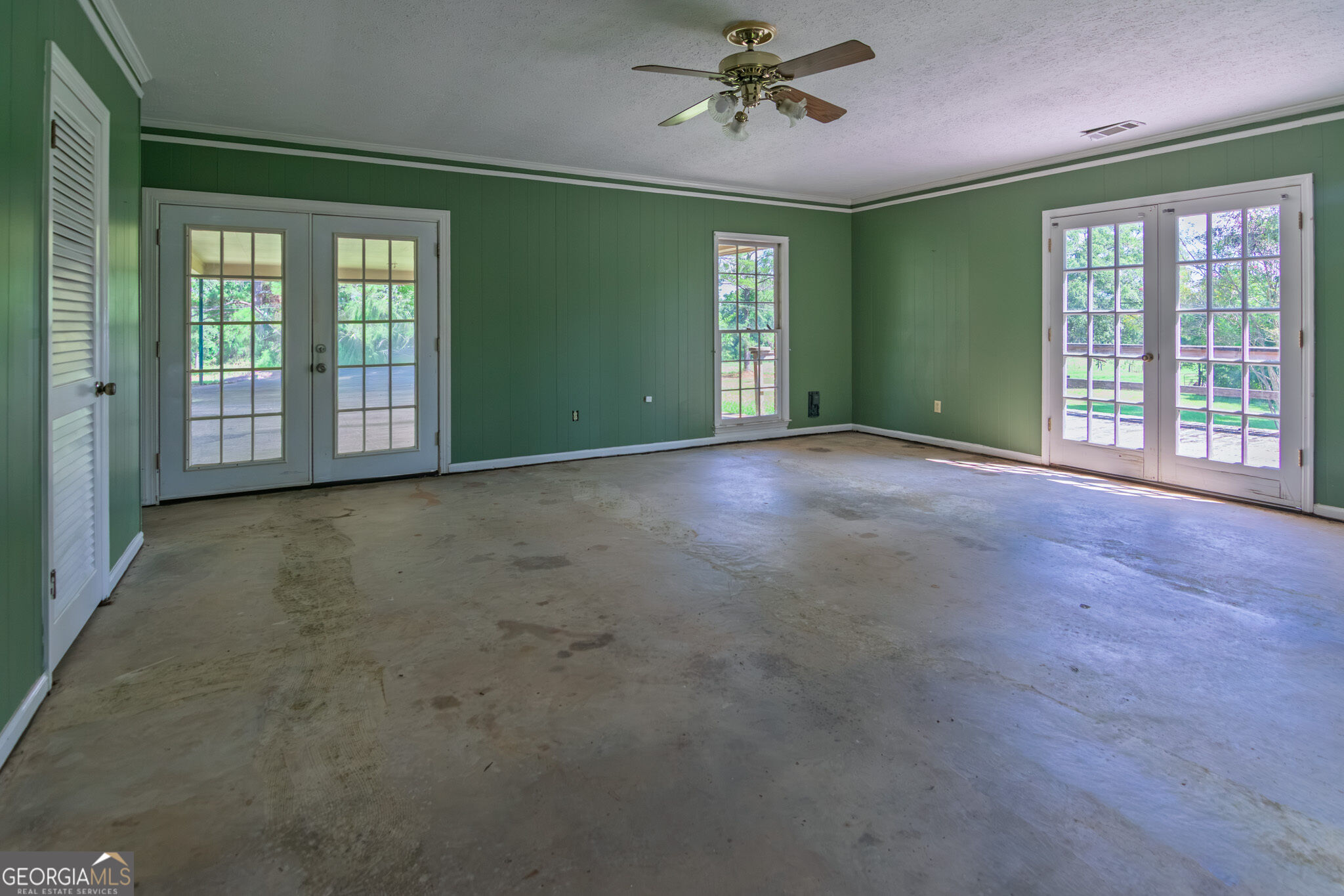 616 Twin Lakes Road Waverly Hall GA 31831
