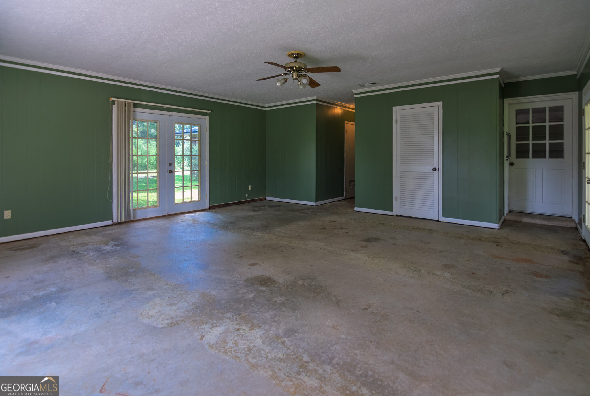 616 Twin Lakes Road Waverly Hall GA 31831