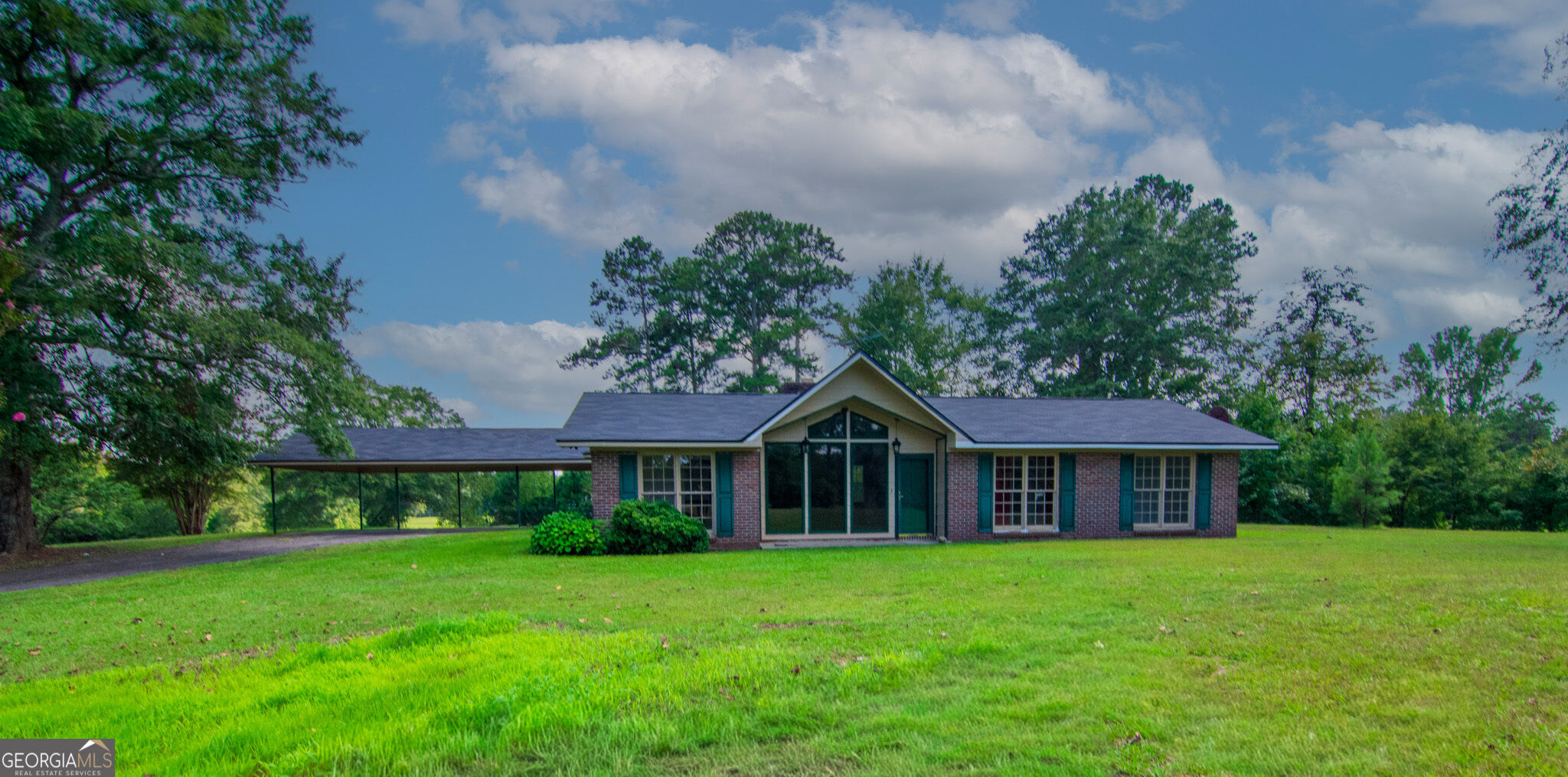 616 Twin Lakes Road Waverly Hall GA 31831