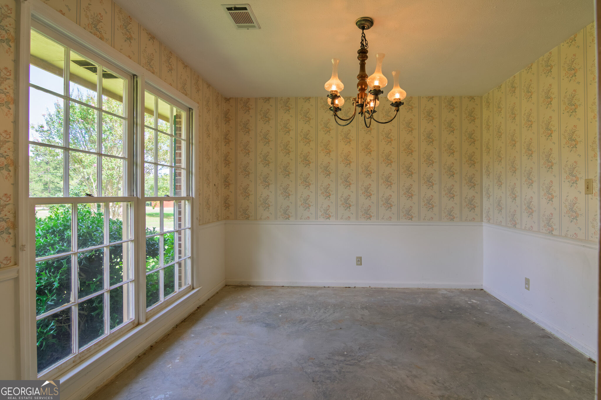 616 Twin Lakes Road Waverly Hall GA 31831