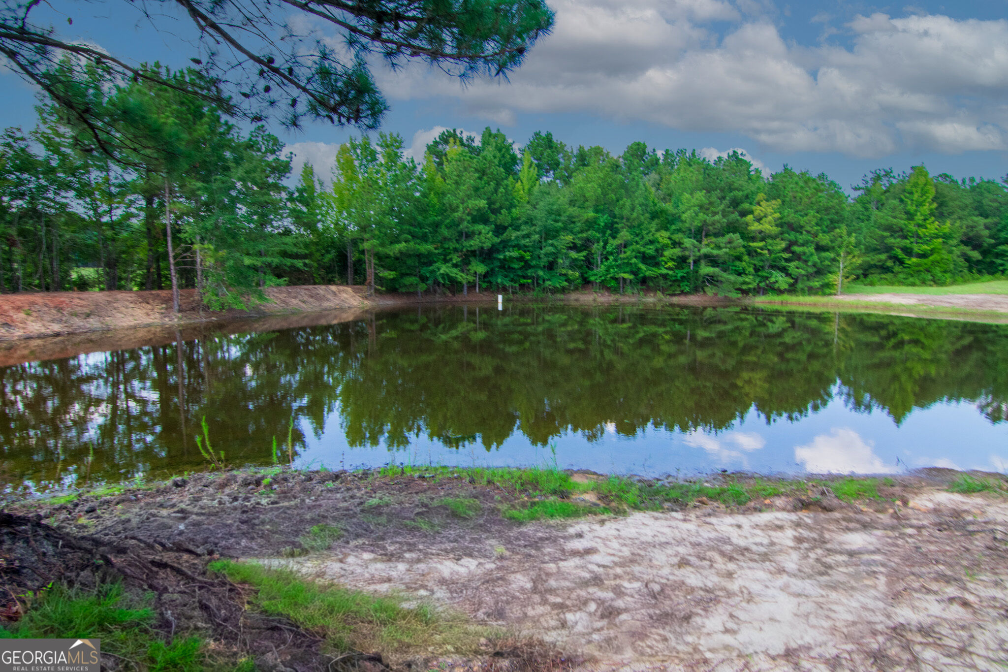 616 Twin Lakes Road Waverly Hall GA 31831