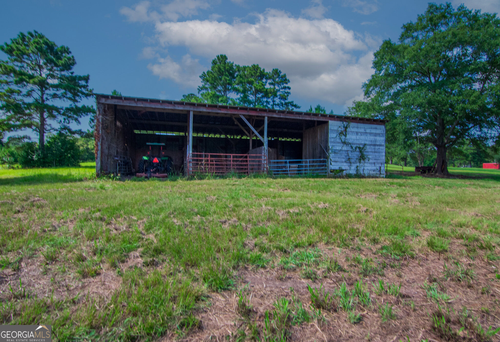 616 Twin Lakes Road Waverly Hall GA 31831
