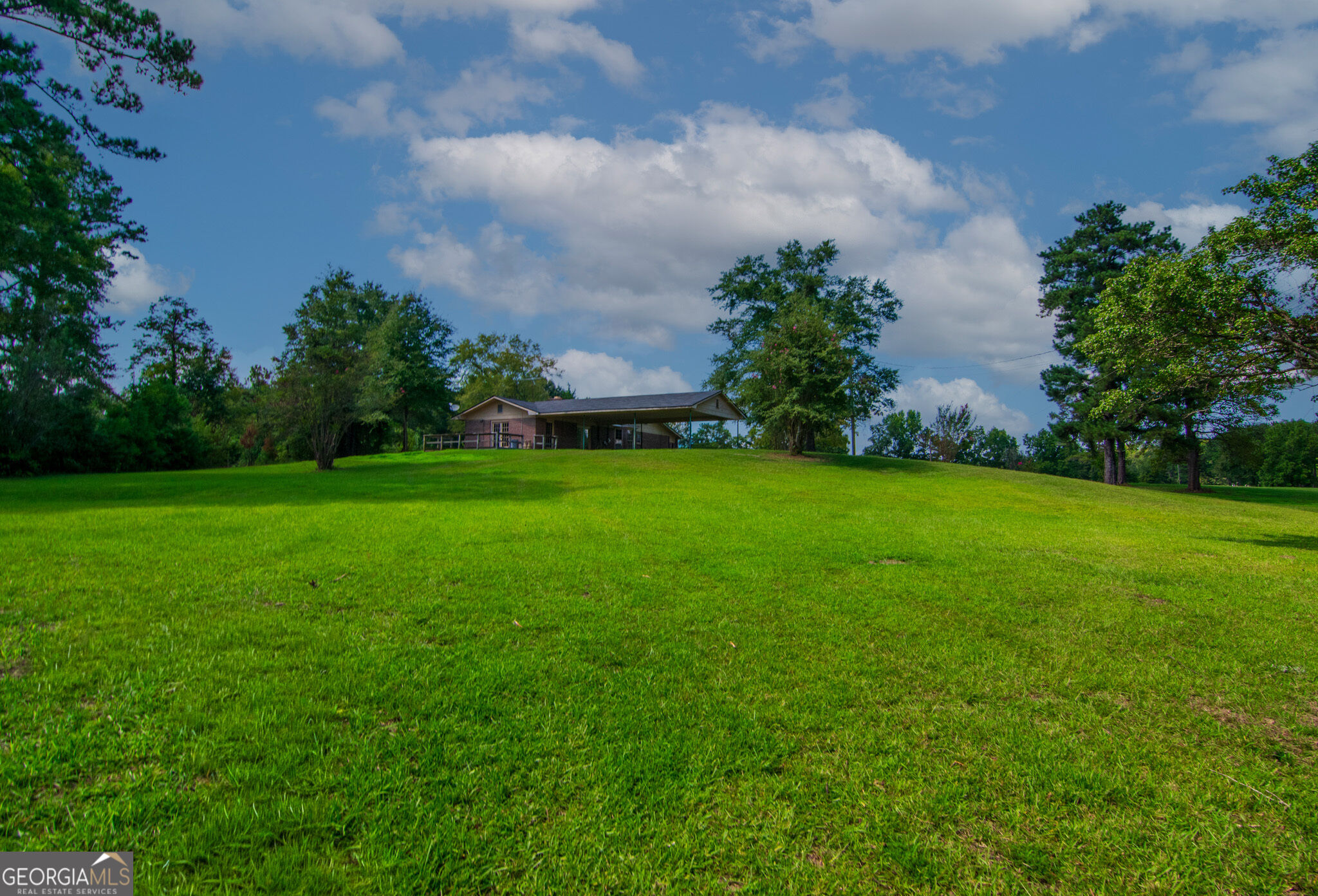 616 Twin Lakes Road Waverly Hall GA 31831