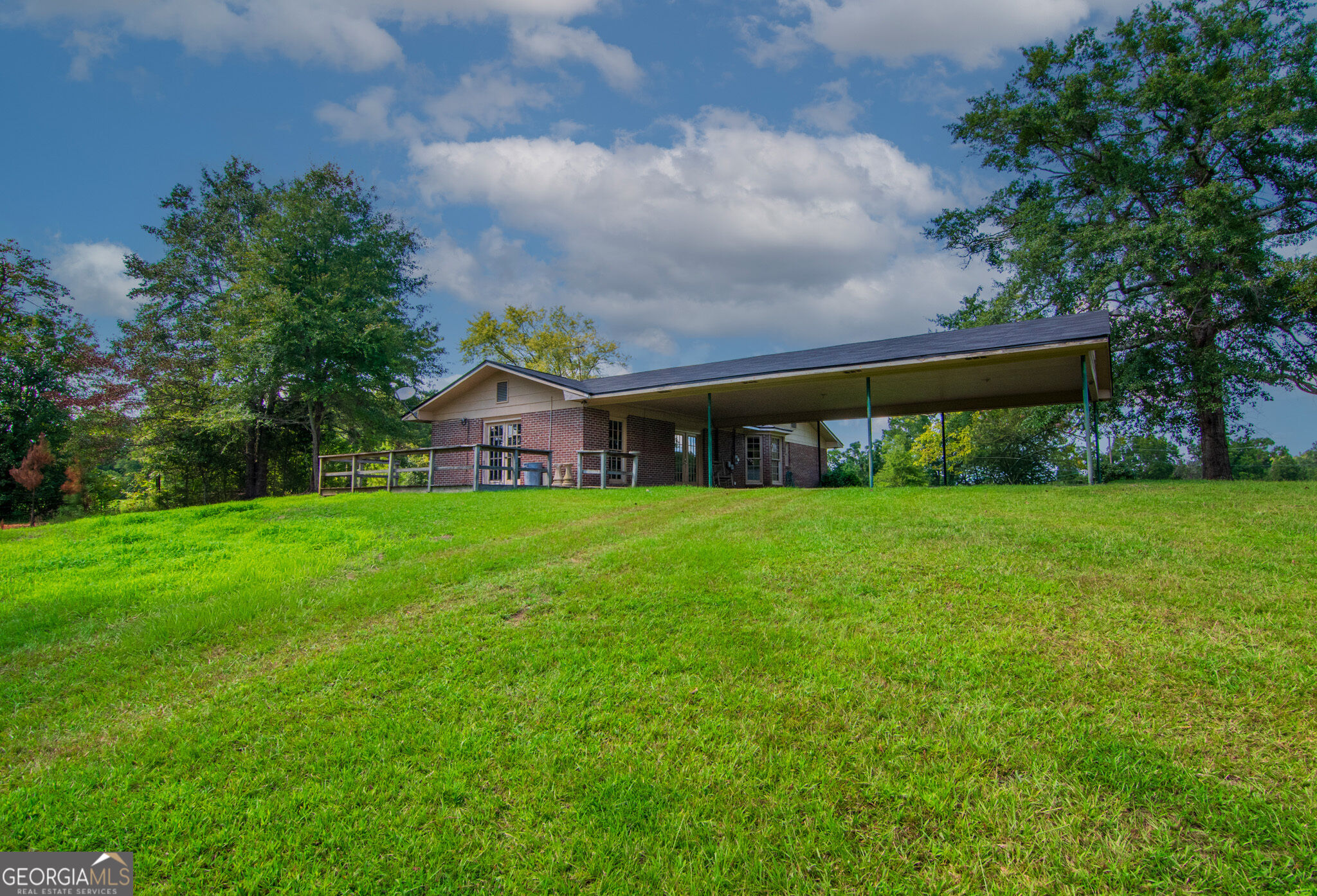 616 Twin Lakes Road Waverly Hall GA 31831