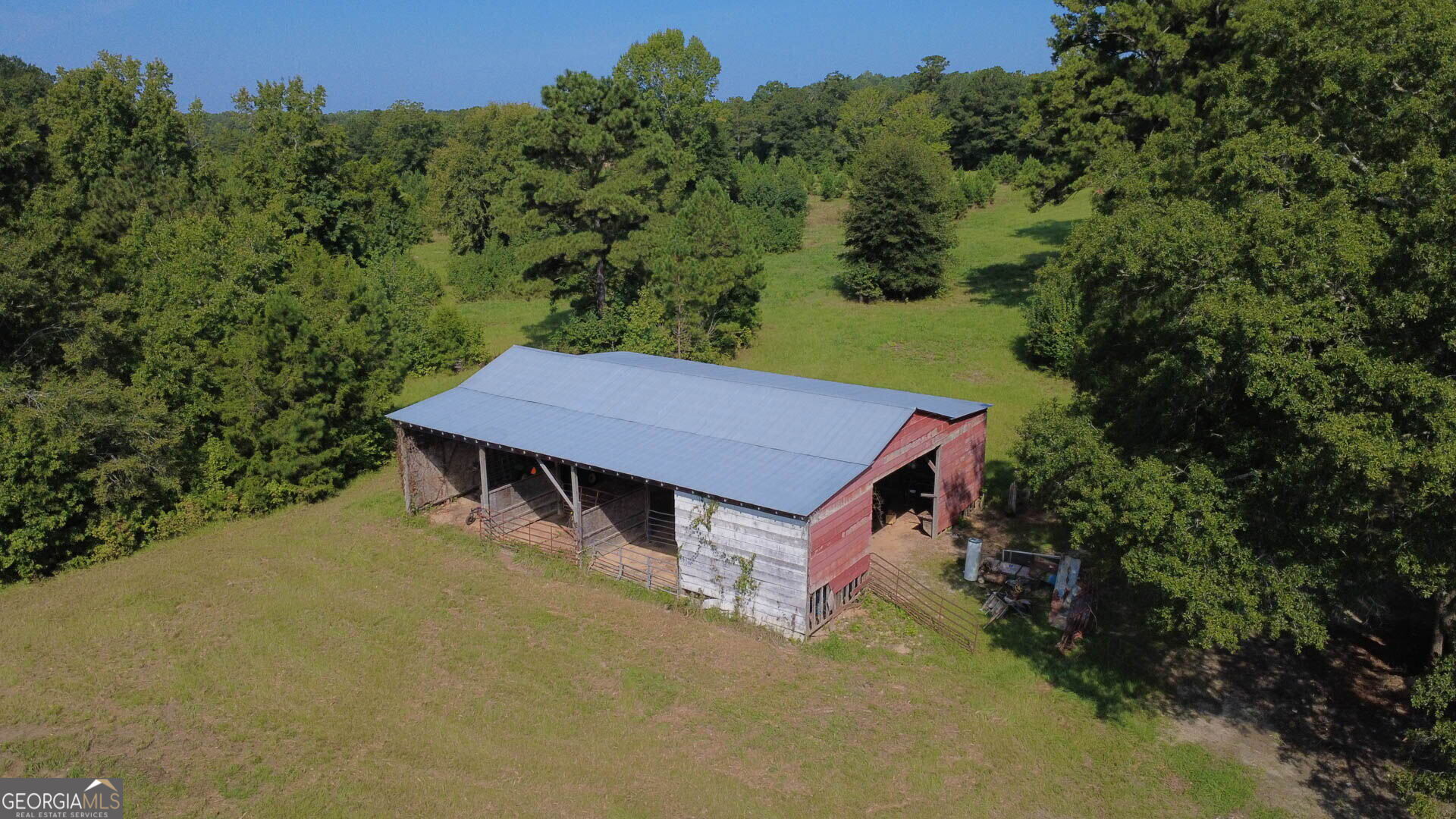 616 Twin Lakes Road Waverly Hall GA 31831
