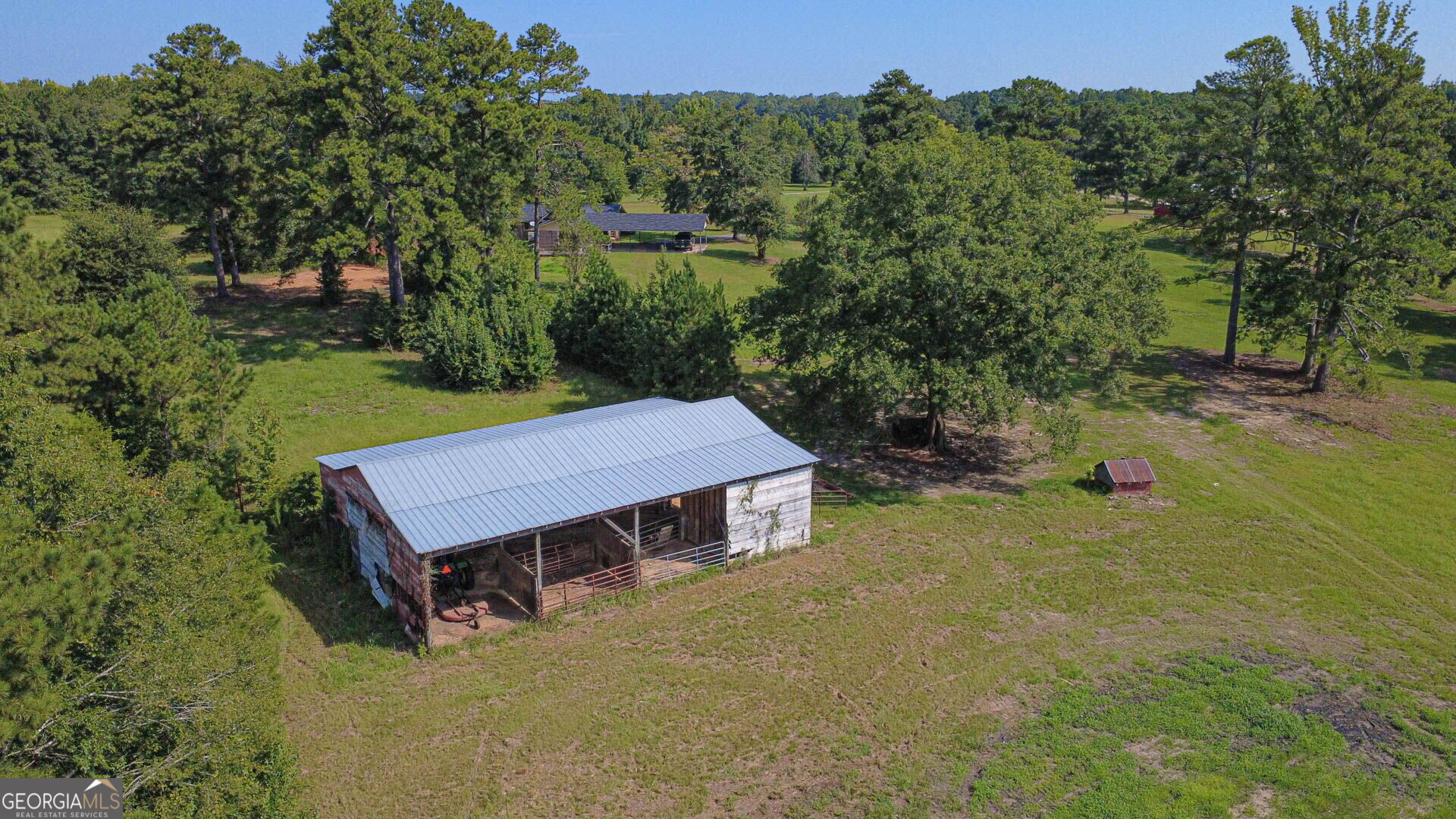 616 Twin Lakes Road Waverly Hall GA 31831