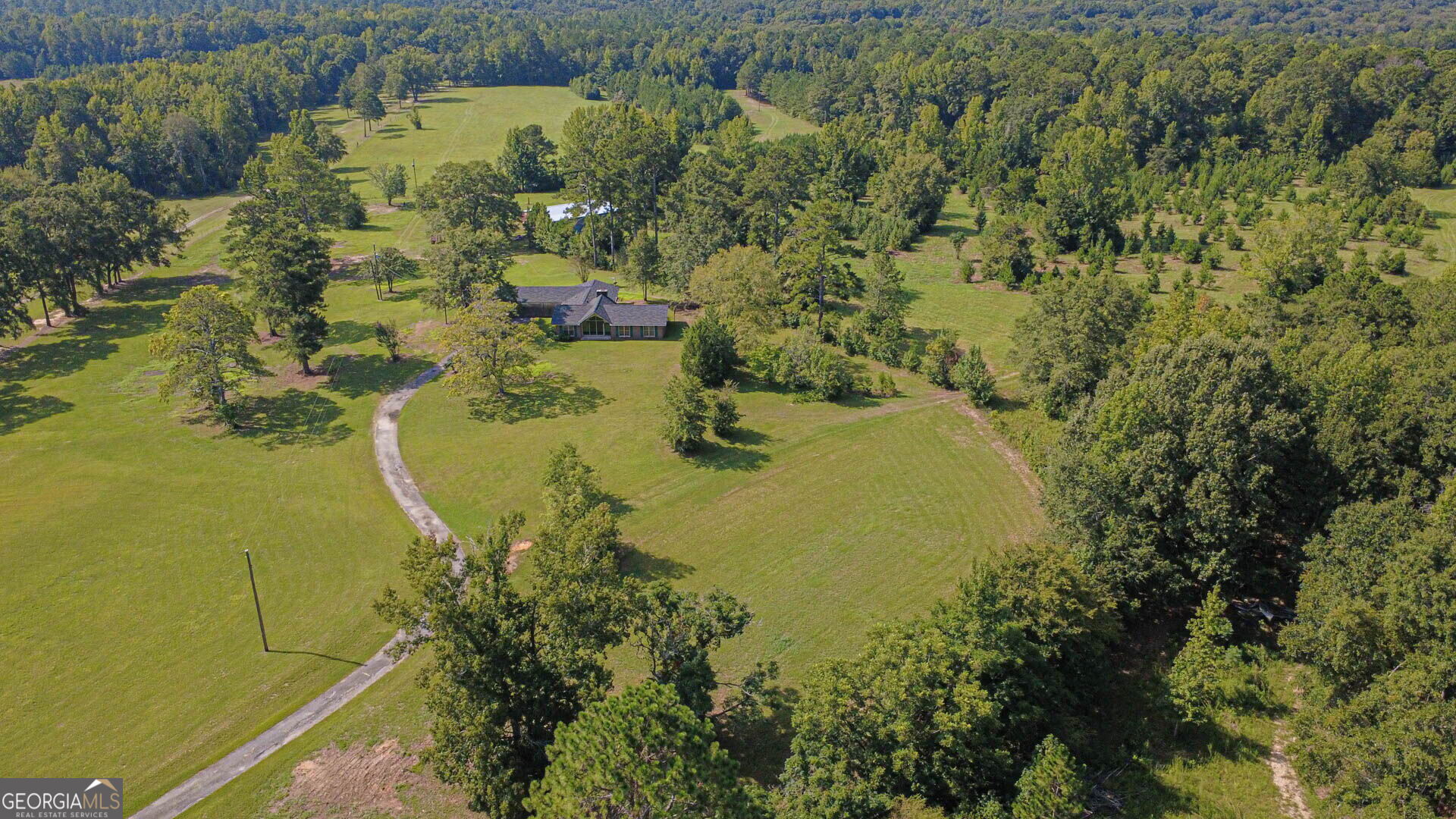 616 Twin Lakes Road Waverly Hall GA 31831