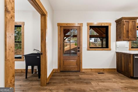 40 Cherry Street East Ellijay GA 30539