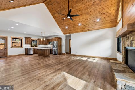 40 Cherry Street East Ellijay GA 30539