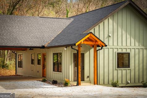 40 Cherry Street East Ellijay GA 30539