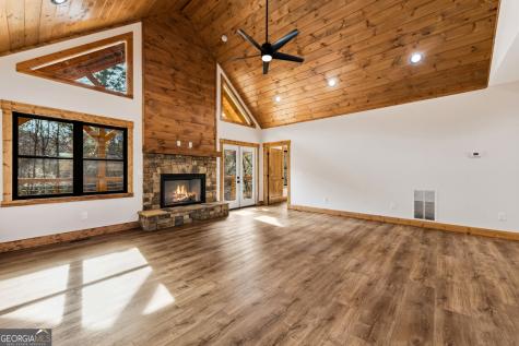 40 Cherry Street East Ellijay GA 30539
