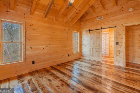138 Rhondas Way Ellijay GA 30540
