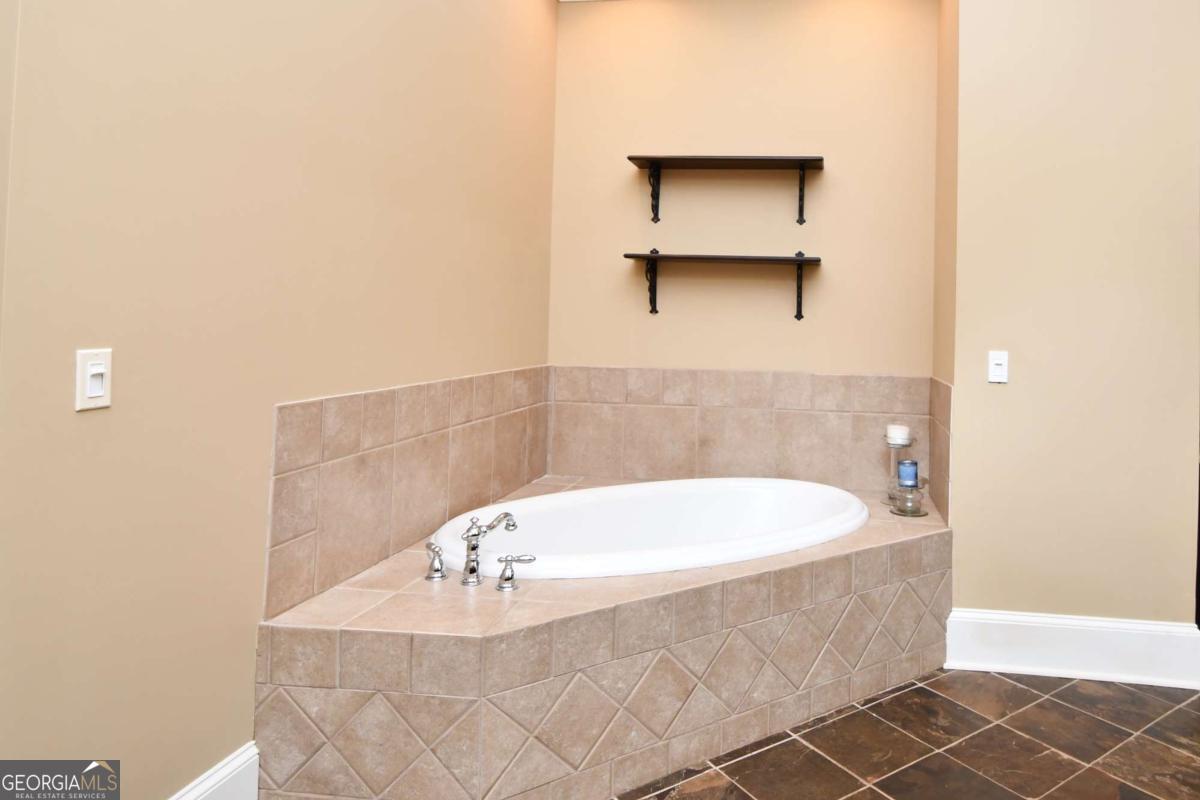 1040 Pimlico Lane Bishop GA 30621