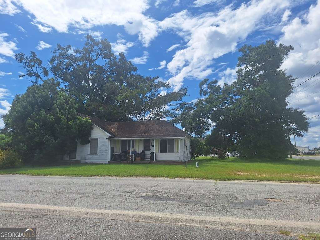 403 S Ware Street Alma GA 31510