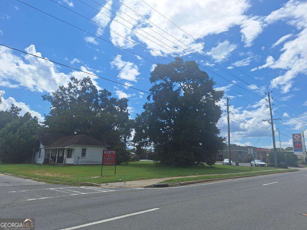 403 S Ware Street Alma GA 31510