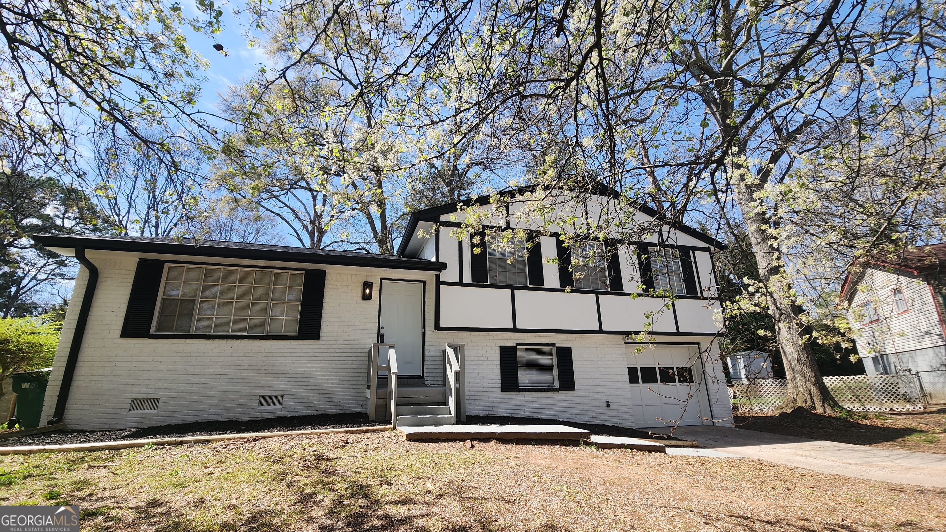 8423 Avalon Drive Riverdale GA 30274