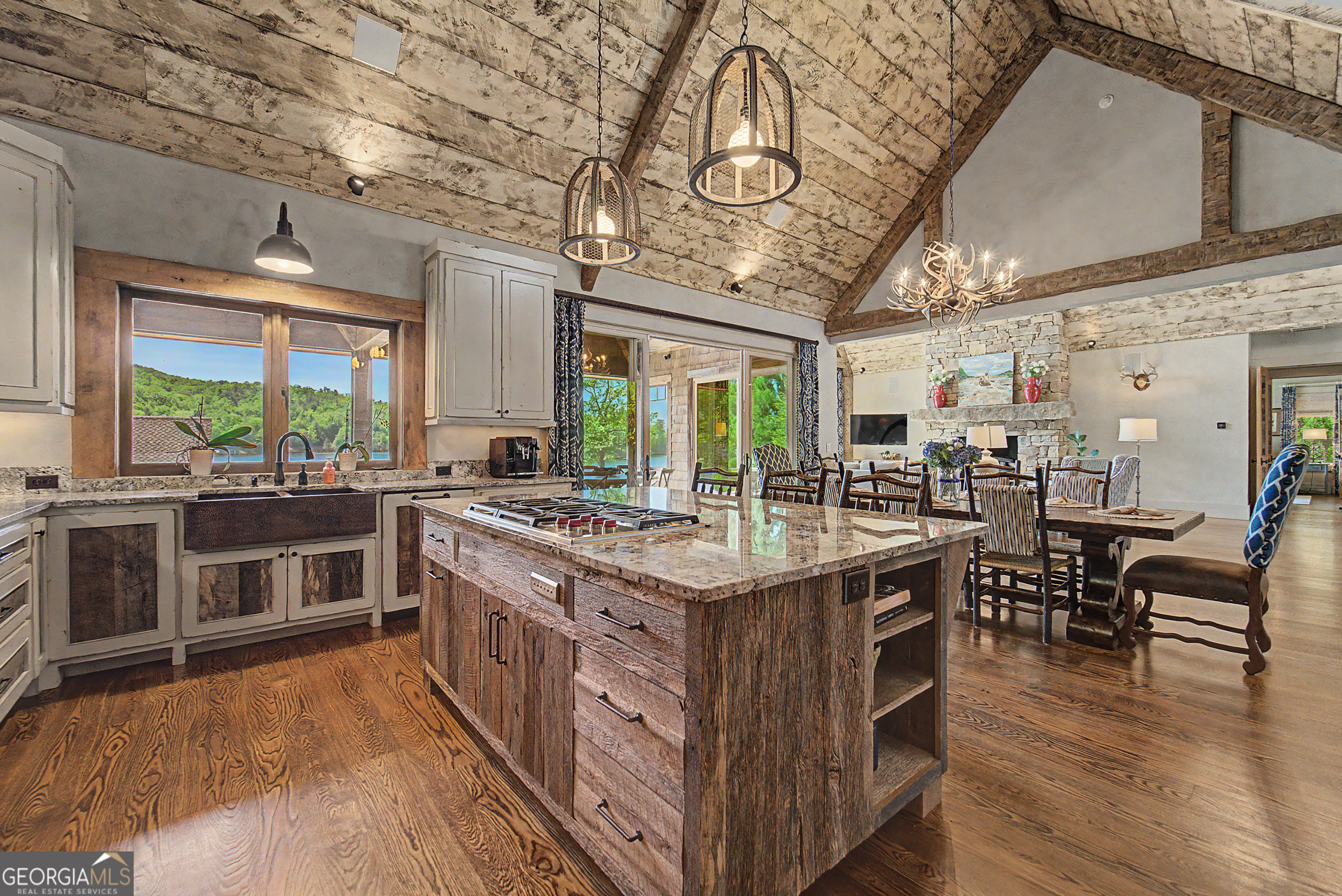 2964 Meeting House Mountain Road Clayton GA 30525