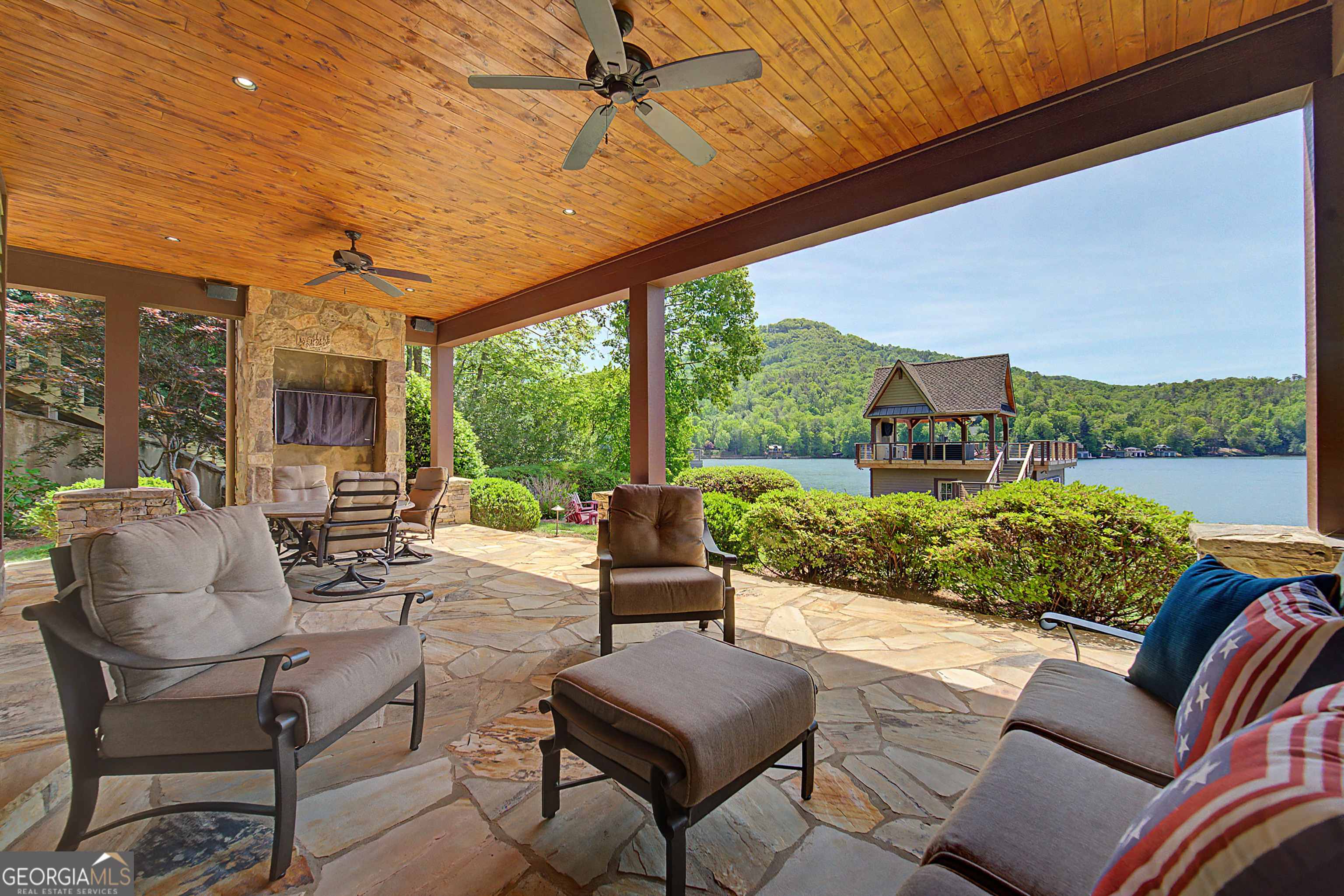 2964 Meeting House Mountain Road Clayton GA 30525
