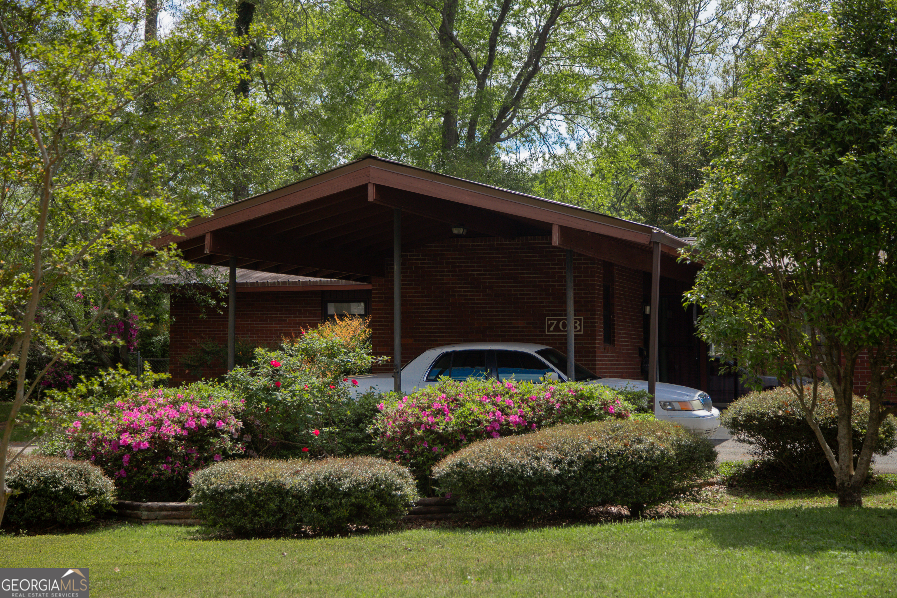 703 Greenwood Road Thomaston GA 30286