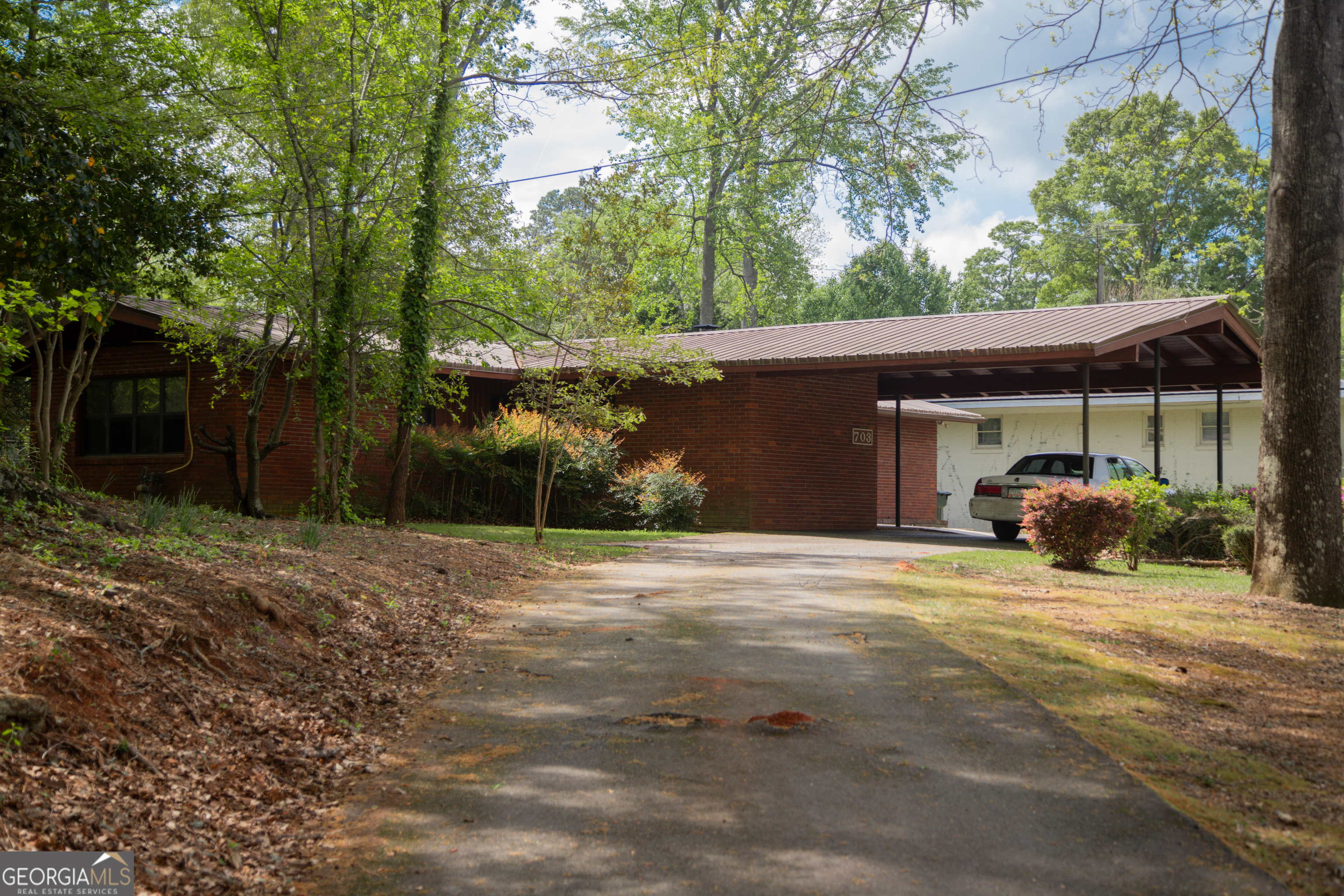 703 Greenwood Road Thomaston GA 30286