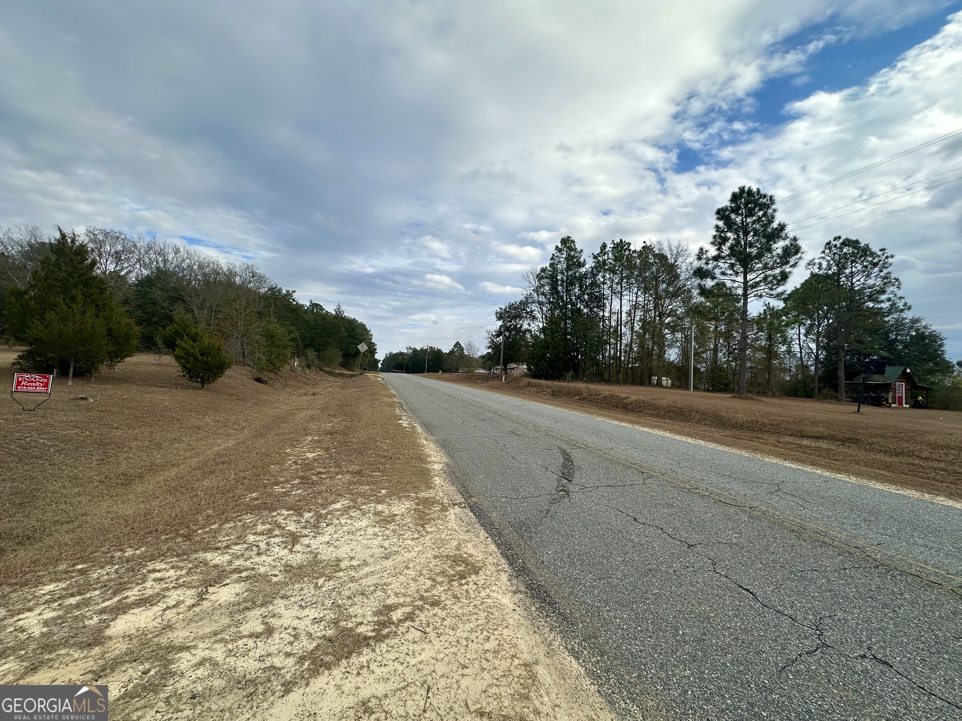 74 Community Church Road Mcrae-helena GA 31037