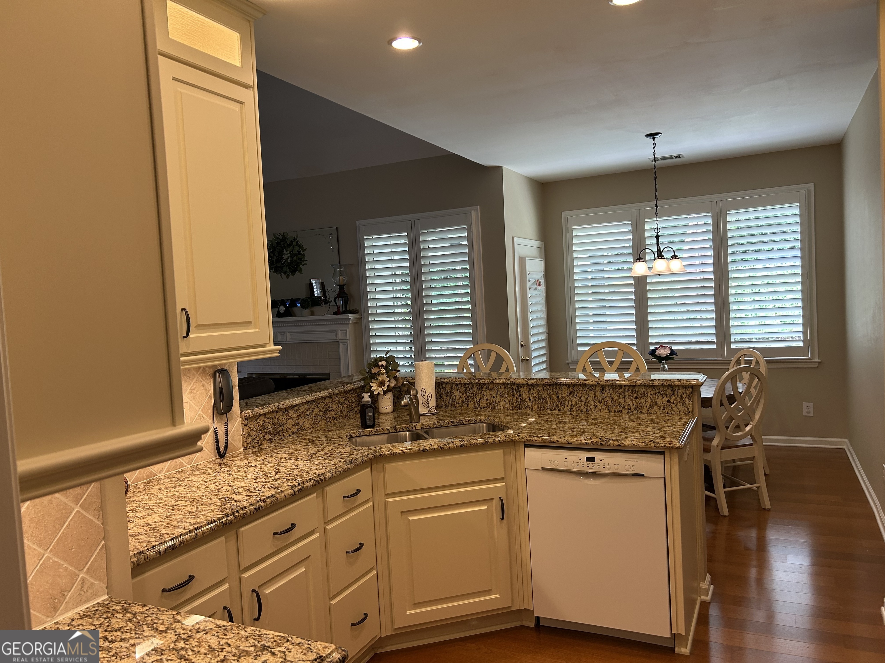 333 Ironhill Trace Woodstock GA 30189