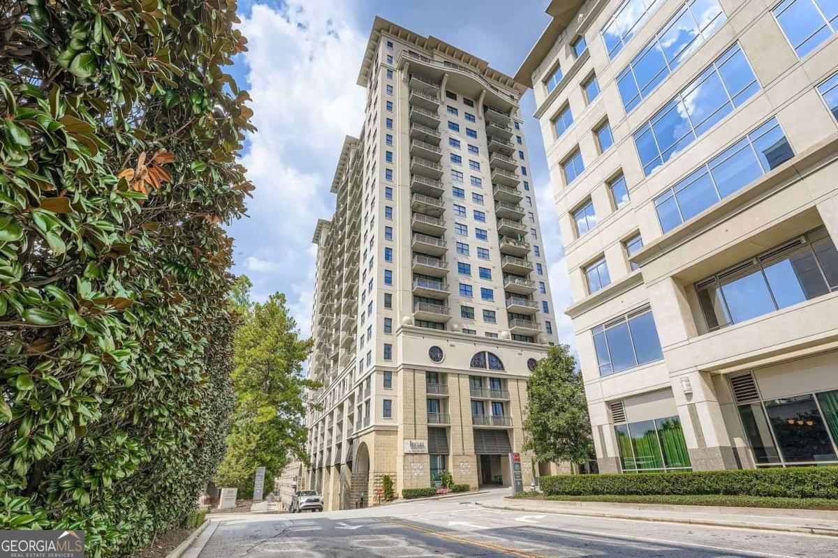 3040 Peachtree Road NW Atlanta GA 30305