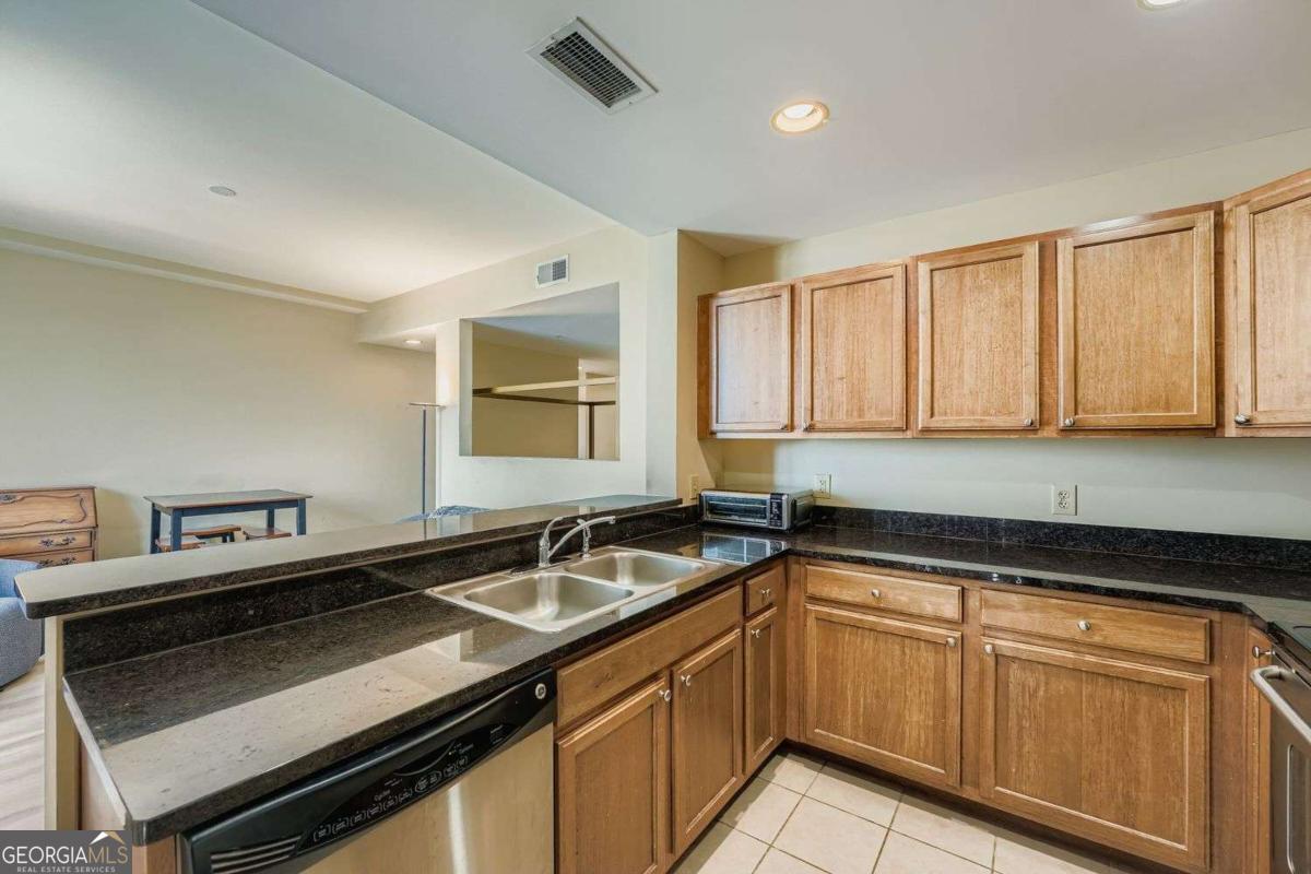 3040 Peachtree Road NW Atlanta GA 30305