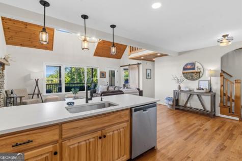 35 Dora Lane Ellijay GA 30540