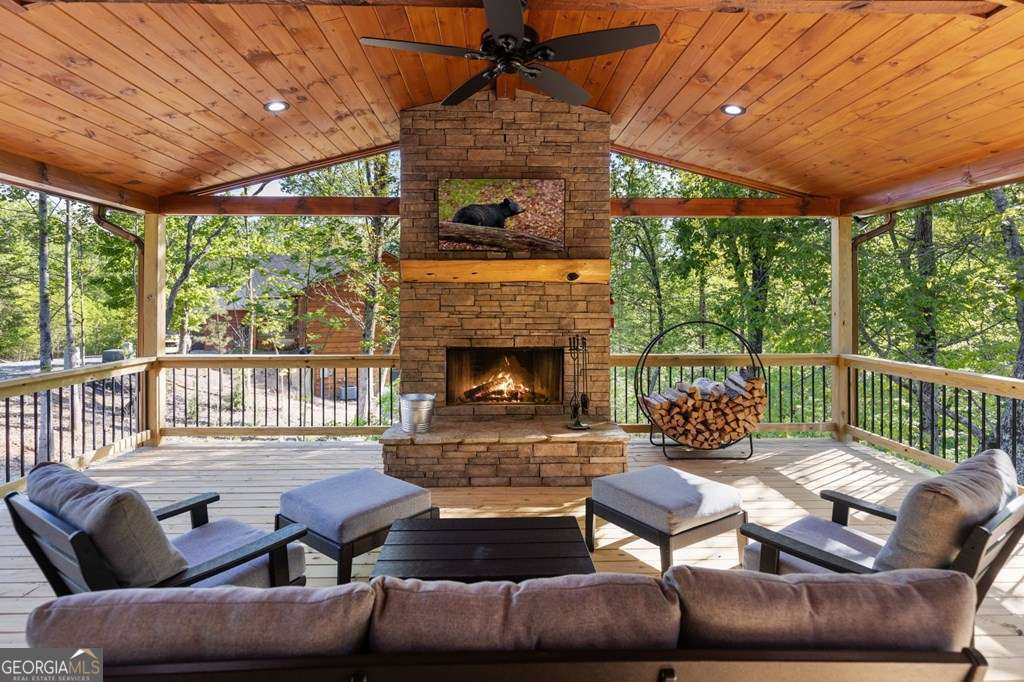 66 Ross Drive Mineral Bluff GA 30559