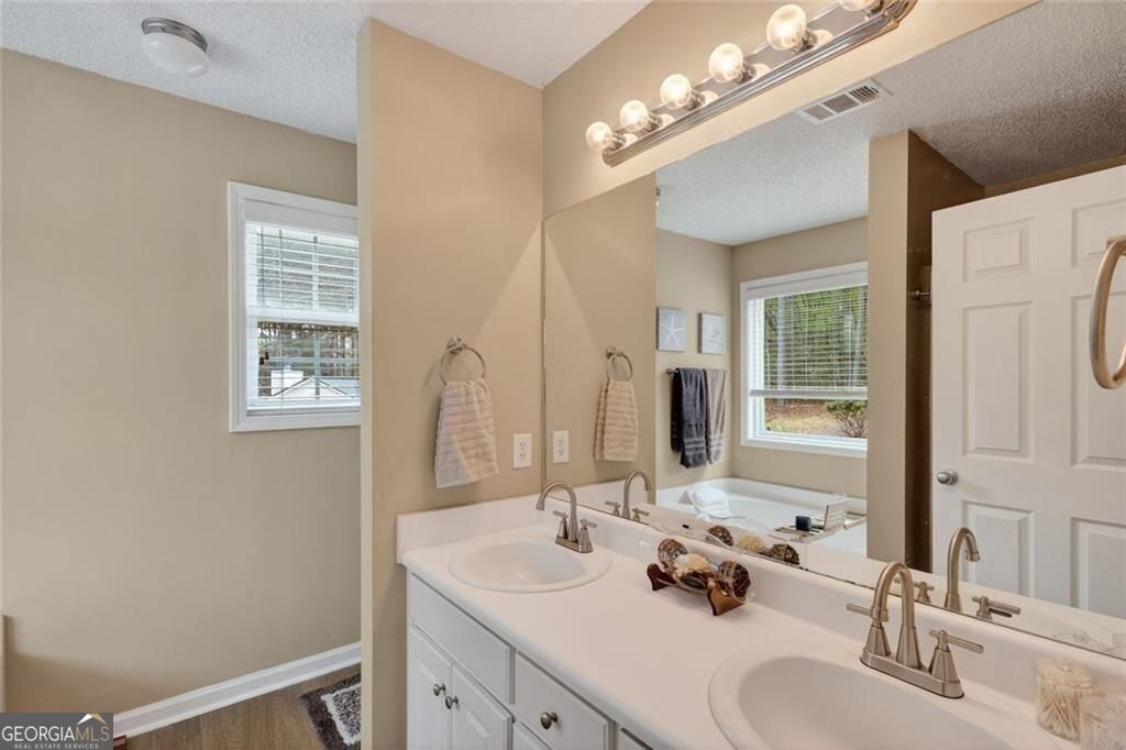 397 E Sycamore Drive Winder GA 30680