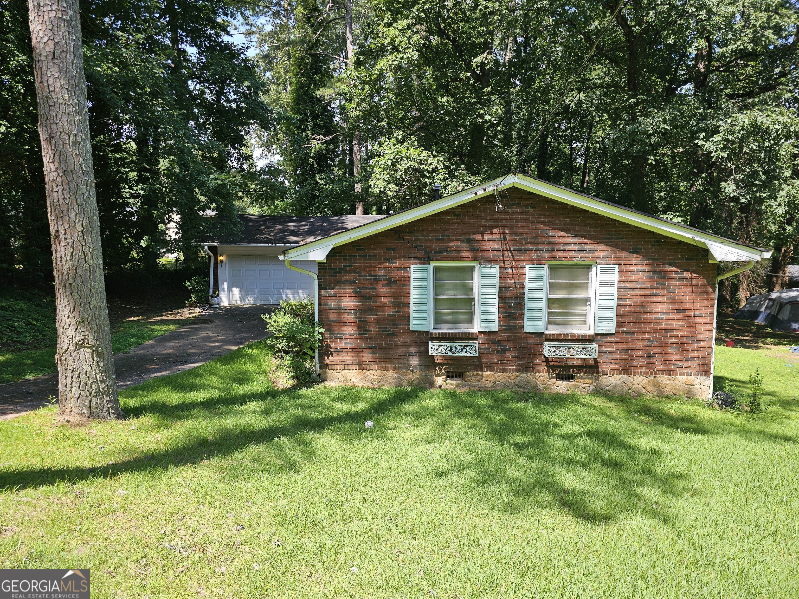 2395 Durango Road SW Atlanta GA 30331